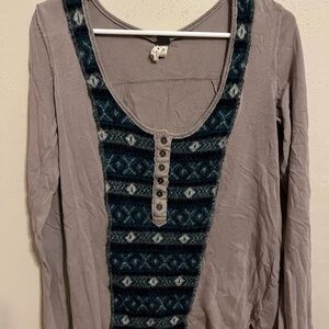 We The Free Gray and Blue Patterned Blouse